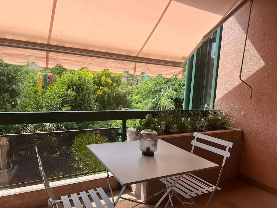 Appartement Calme Et Lumineux De 2,5 Pces Proche Lausanne Ecublens  Exterior foto